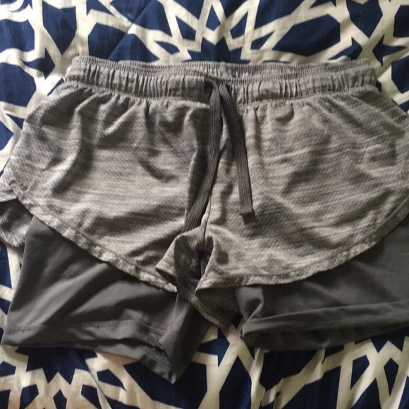 ‼️Reebok running shorts‼️ - Picture 1 of 3